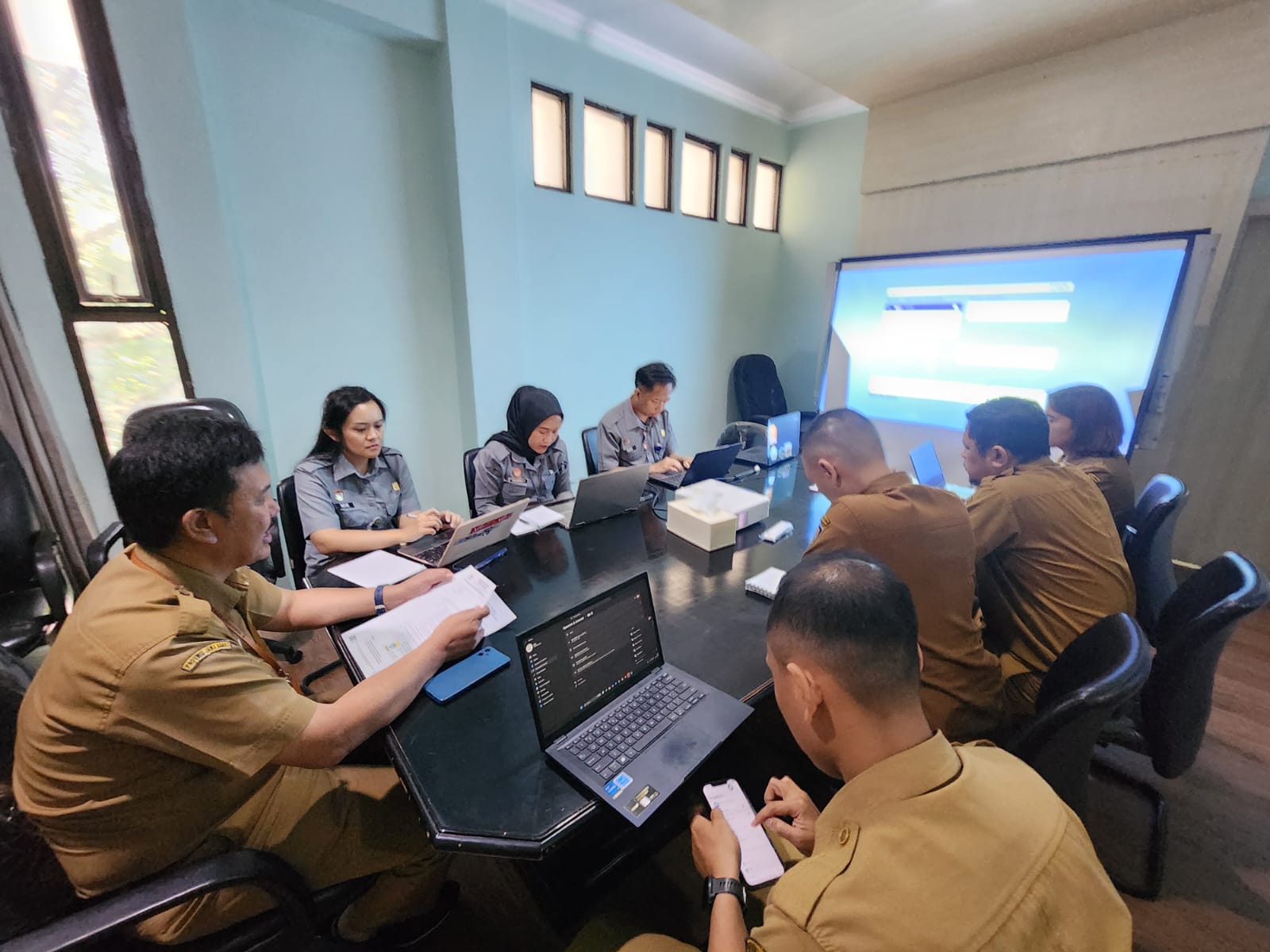 Kemenkum Jabar Kawal Ketat Finalisasi Tiga Raperwal Kota Bandung Demi Tata Kelola Birokrasi yang Akuntabel